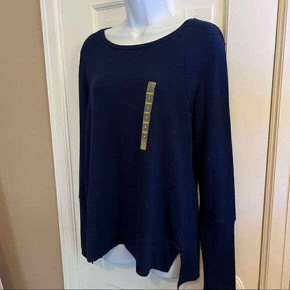 Tek gear NWT sweater  - Picture 2 of 8